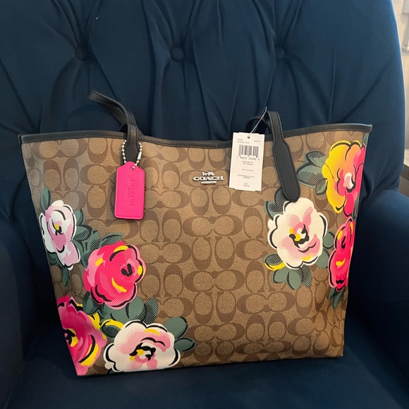 Coach City Tote Vintage Rose Print NWT - Picture 5 of 6
